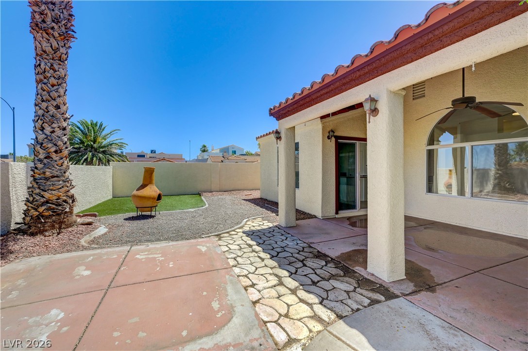 400 Breeze Way Property Photo 51