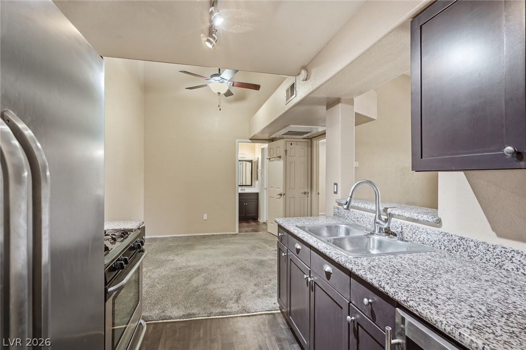 2120 Ramrod Avenue 428 Property Photo 9