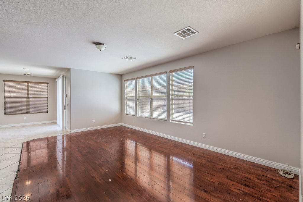 1213 Checkmark Avenue Property Photo 9