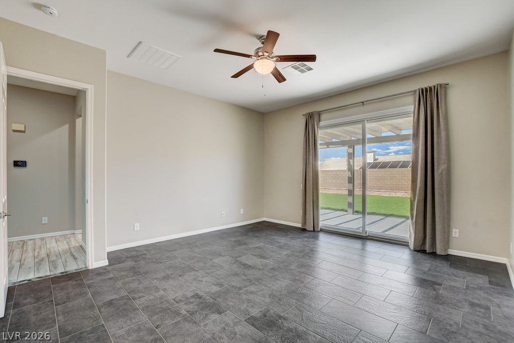 2756 Leys Burnett Avenue Property Photo 28