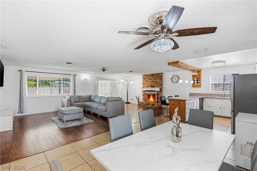 3948 Oakhill Avenue Property Photo 4
