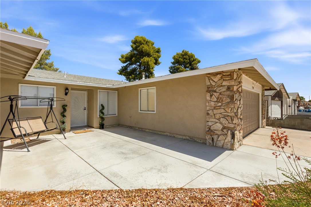 3948 Oakhill Avenue Property Photo 9