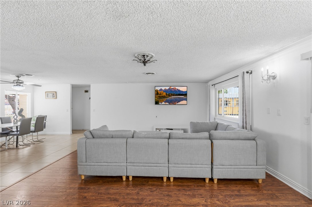 3948 Oakhill Avenue Property Photo 11
