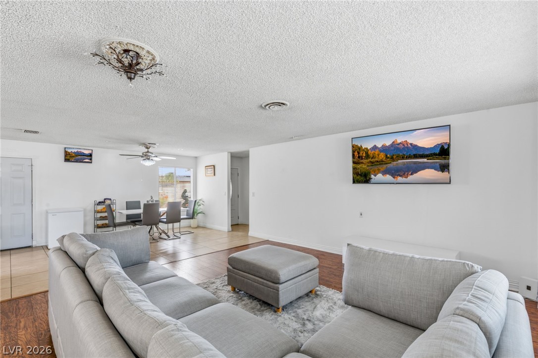 3948 Oakhill Avenue Property Photo 12