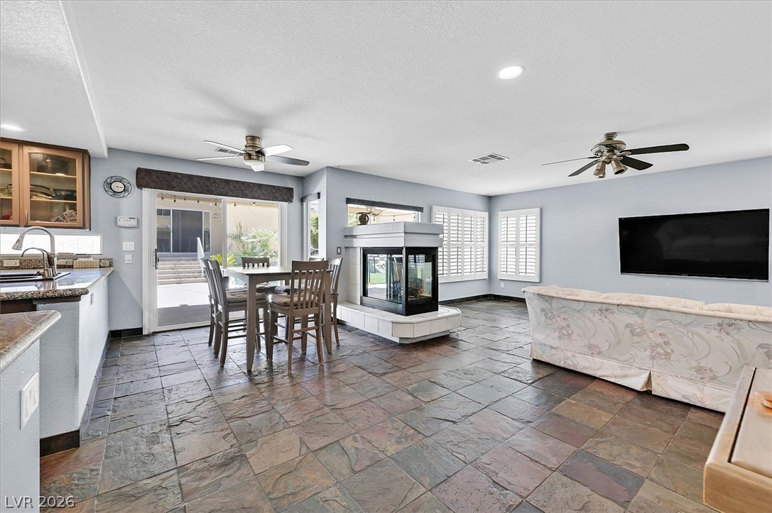 1443 Graystone Canyon Avenue Property Photo 10