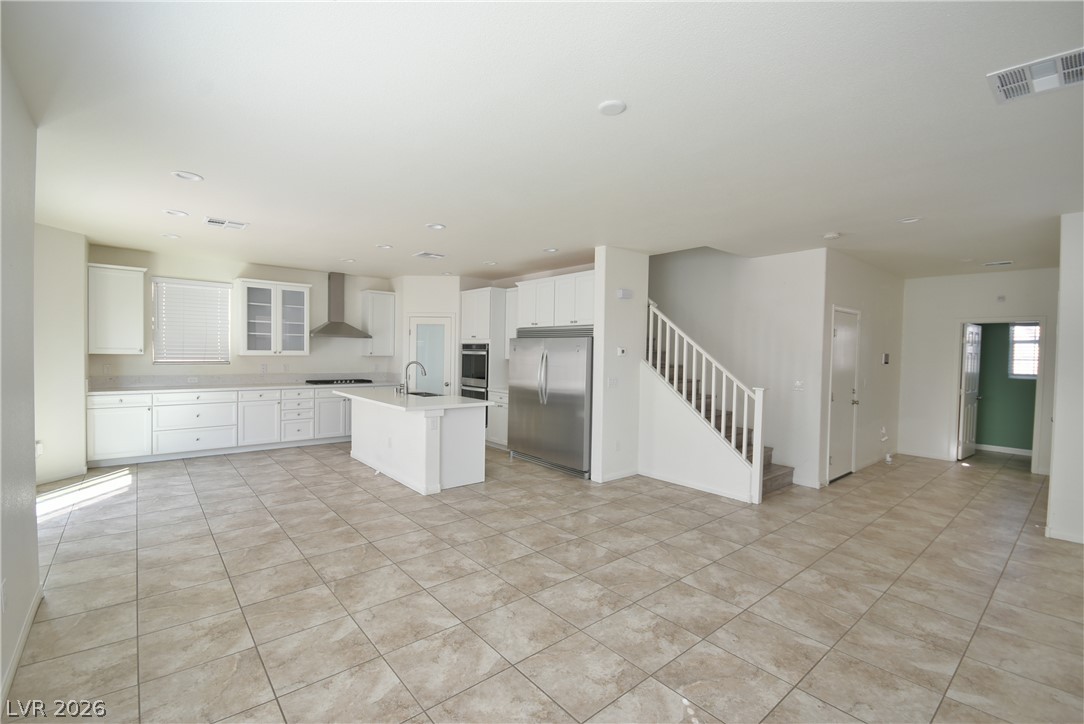 3041 Lake Como Avenue Property Photo 5