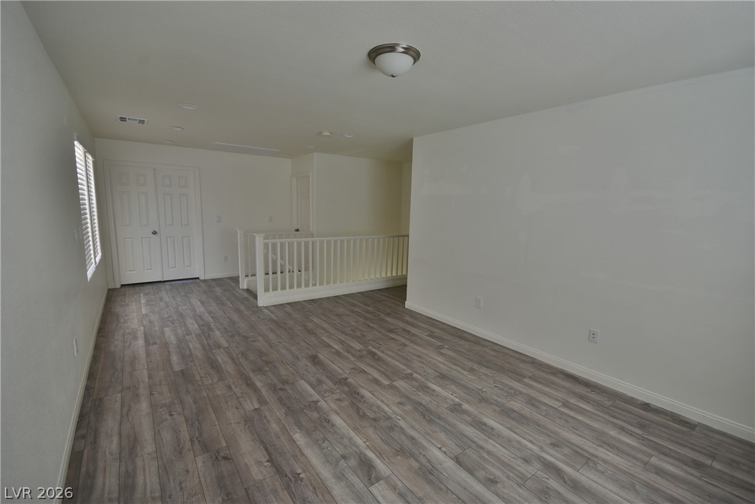 3041 Lake Como Avenue Property Photo 19