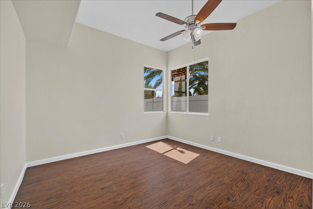 2071 Sutton Way Property Photo 20