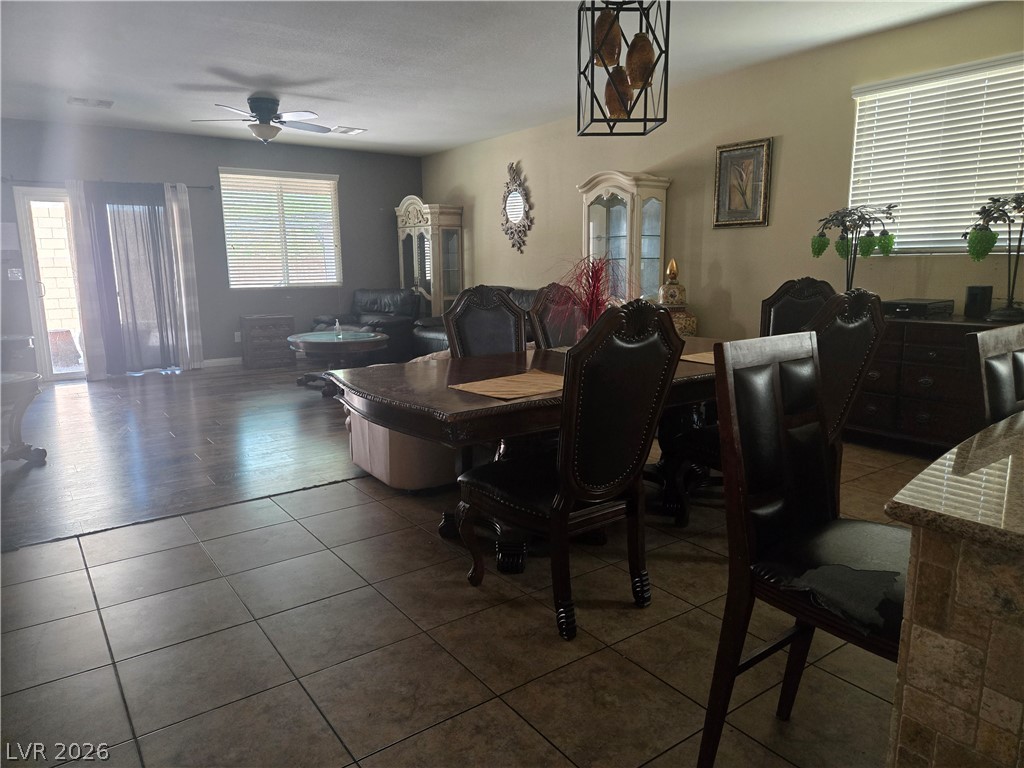 2804 Graceful Grove Avenue Property Photo 4