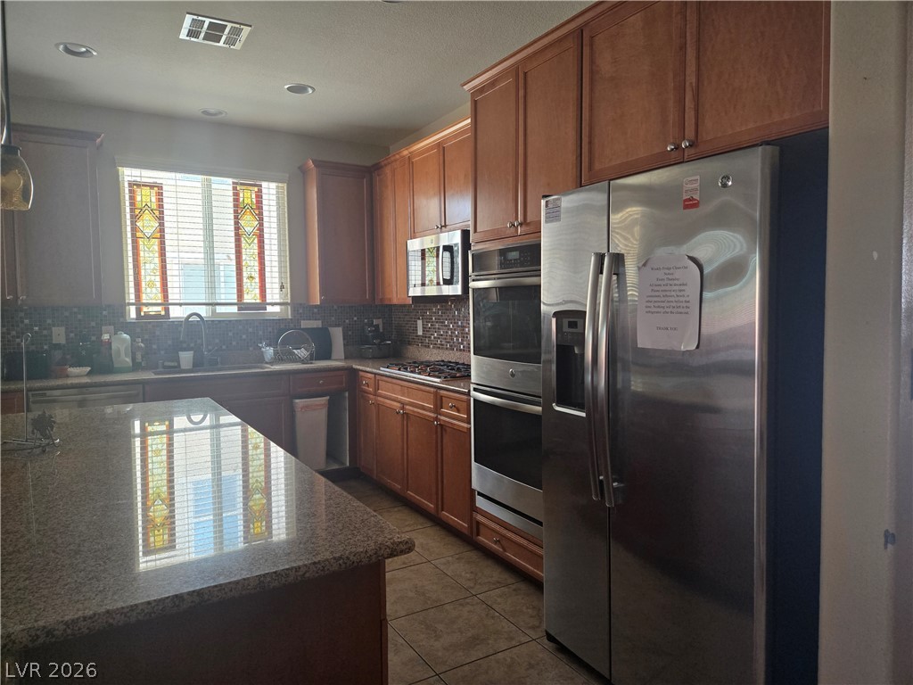 2804 Graceful Grove Avenue Property Photo 5