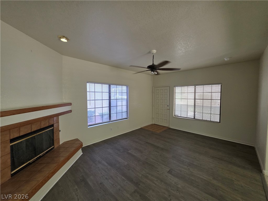 1407 Santa Margarita Street A Property Photo 7