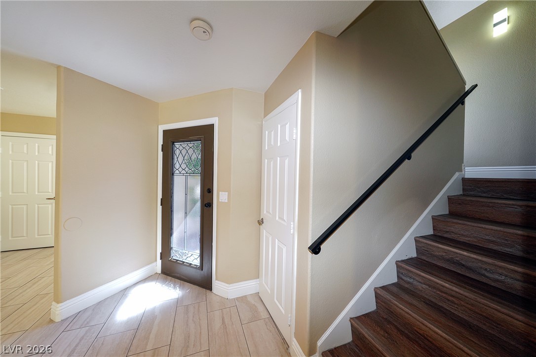 9213 Vosburgh Drive Property Photo 15