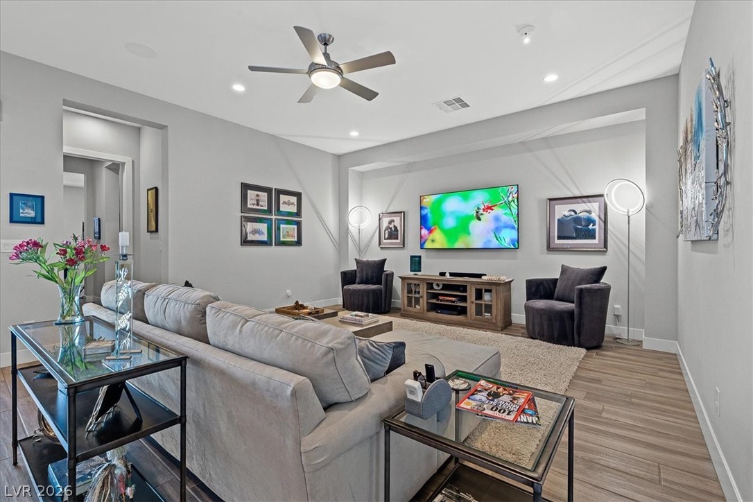 9828 Iron Sky Ct Court Property Photo 24