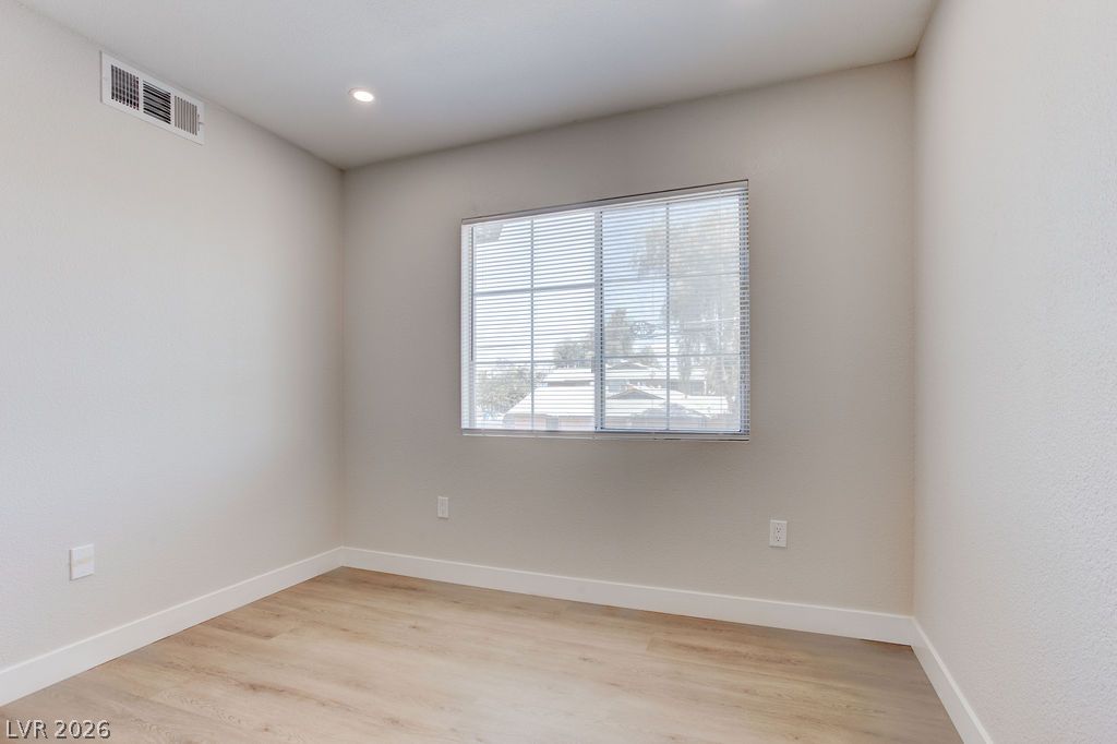 2914 Cedar Avenue Property Photo 27