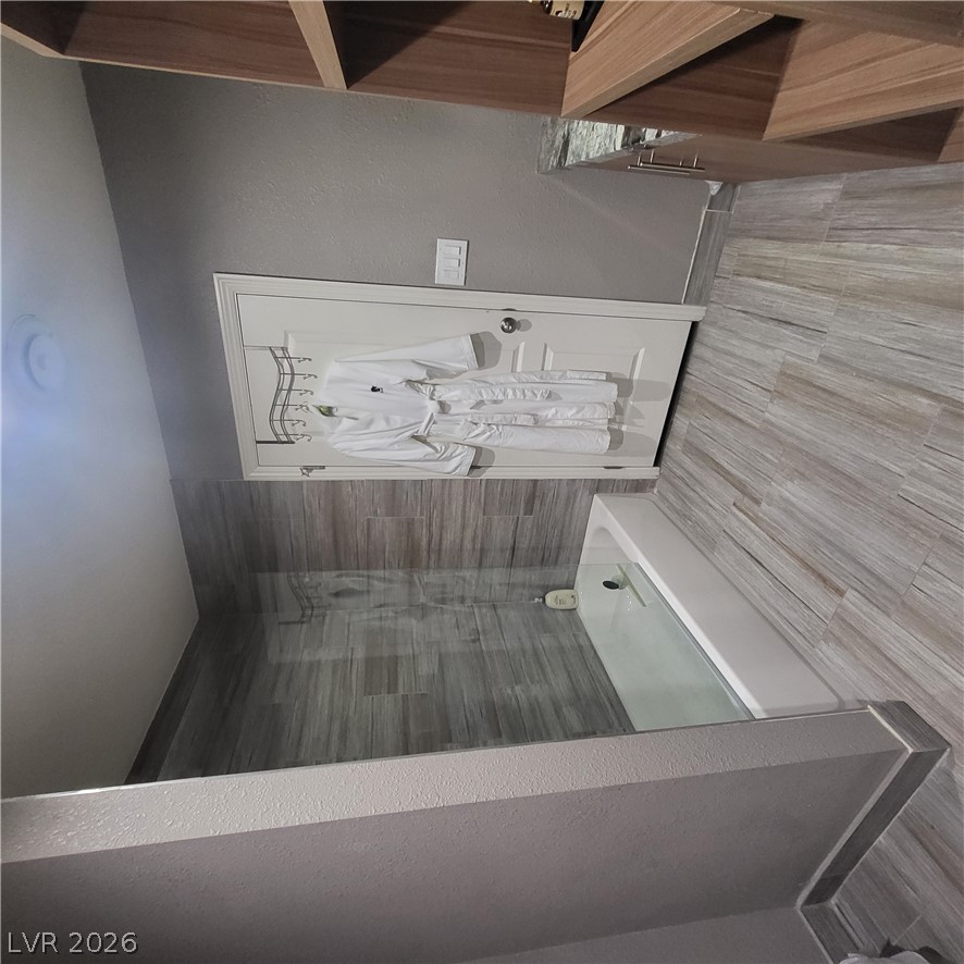 2917 Colanthe Avenue Property Photo 24