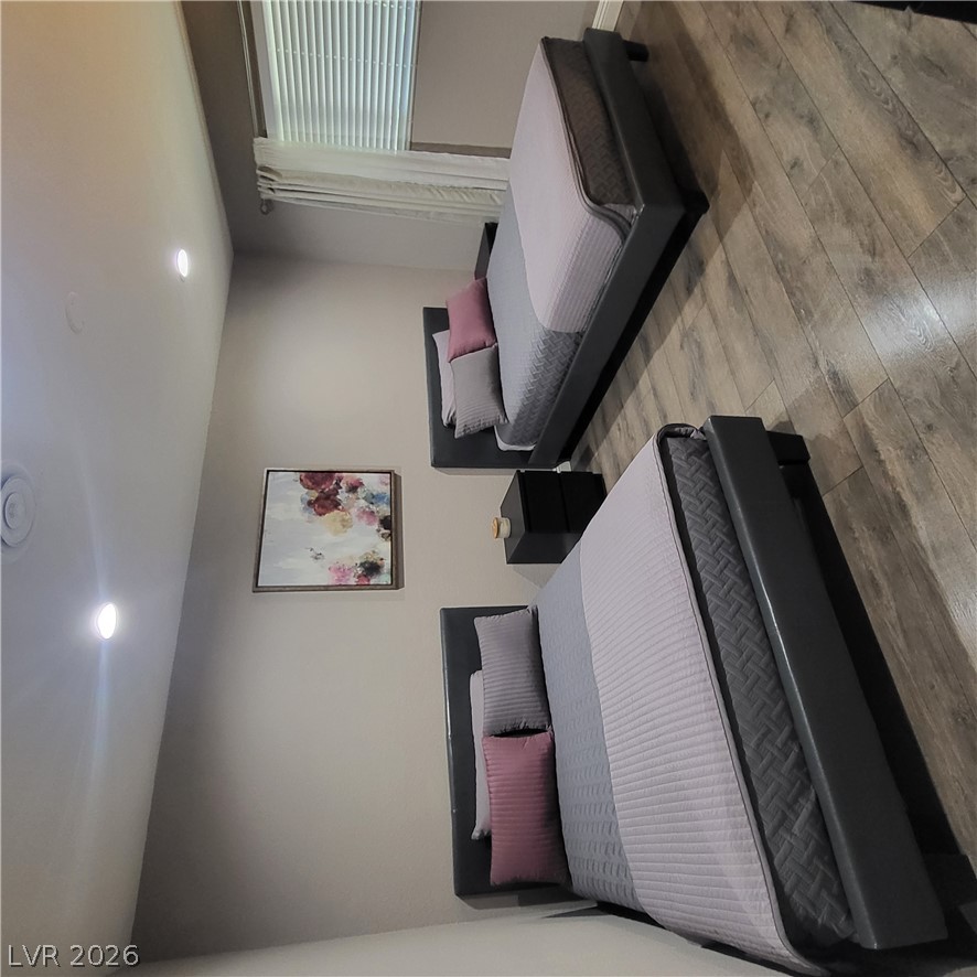 2917 Colanthe Avenue Property Photo 26