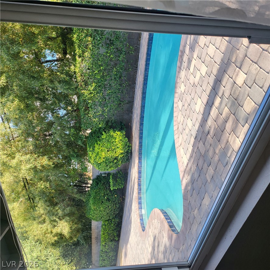 2917 Colanthe Avenue Property Photo 29
