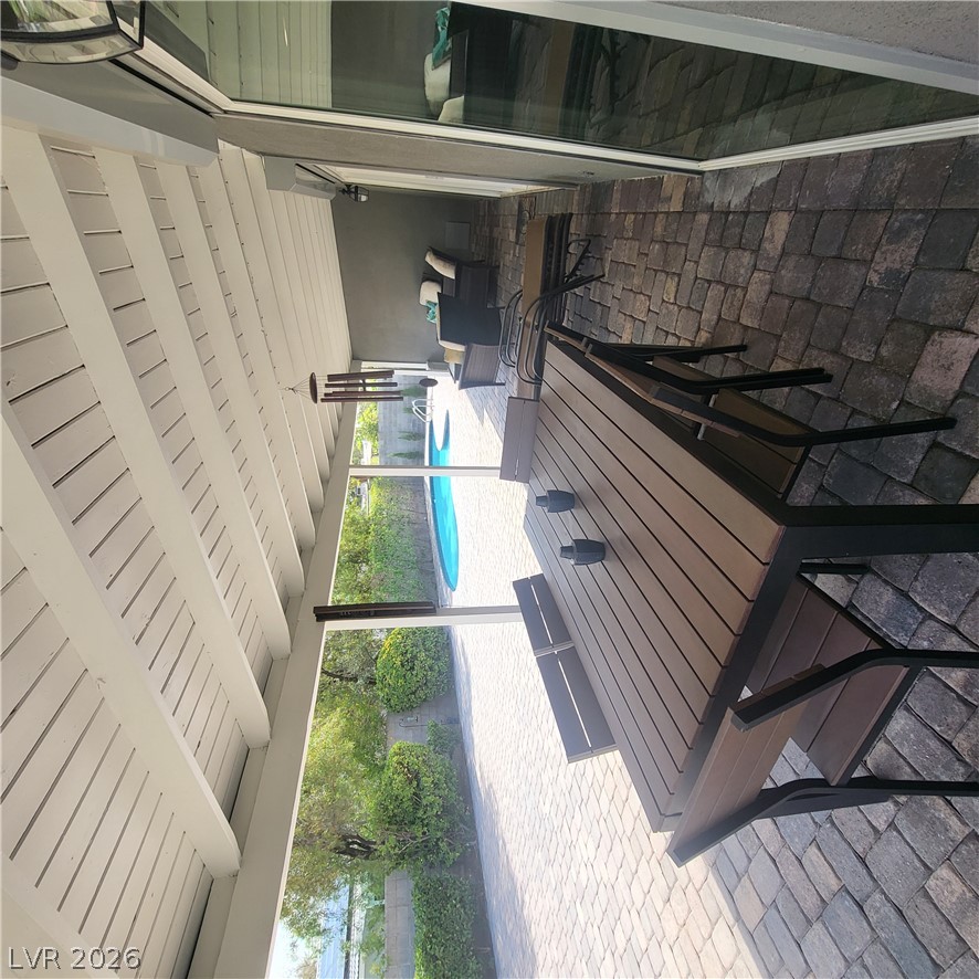2917 Colanthe Avenue Property Photo 30