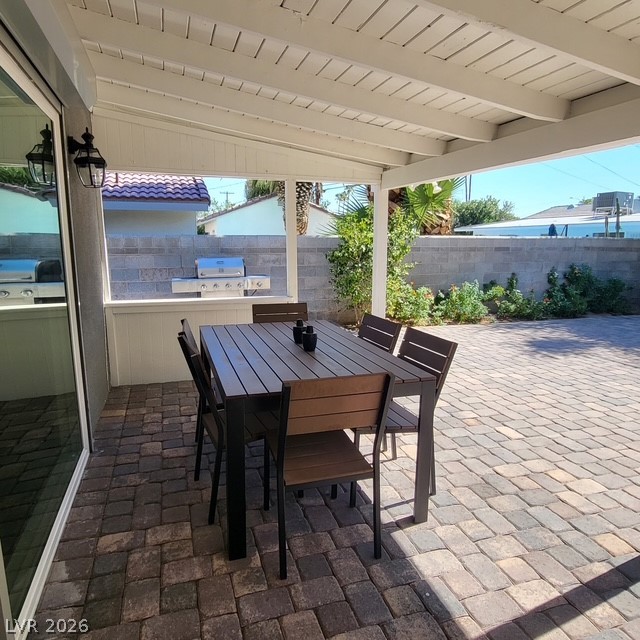 2917 Colanthe Avenue Property Photo 32