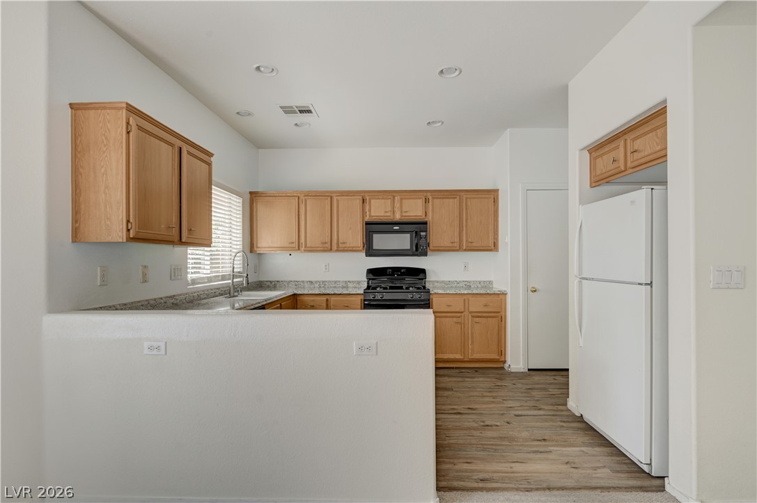 10369 Bent Willow Avenue Property Photo 8