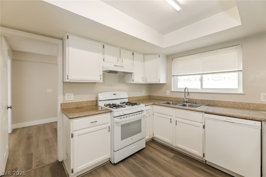 5366 Ravendale Circle Property Photo 6