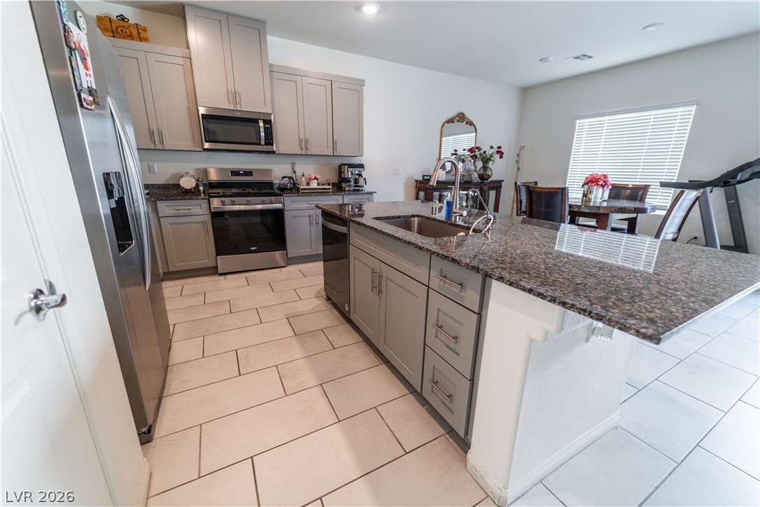 7711 Duran Harbor Lane Property Photo 15