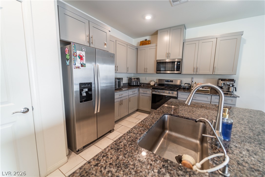 7711 Duran Harbor Lane Property Photo 17