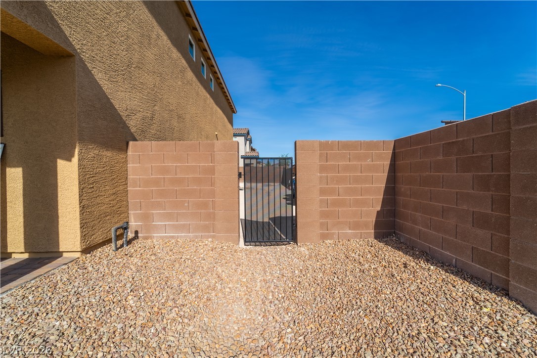 7711 Duran Harbor Lane Property Photo 71