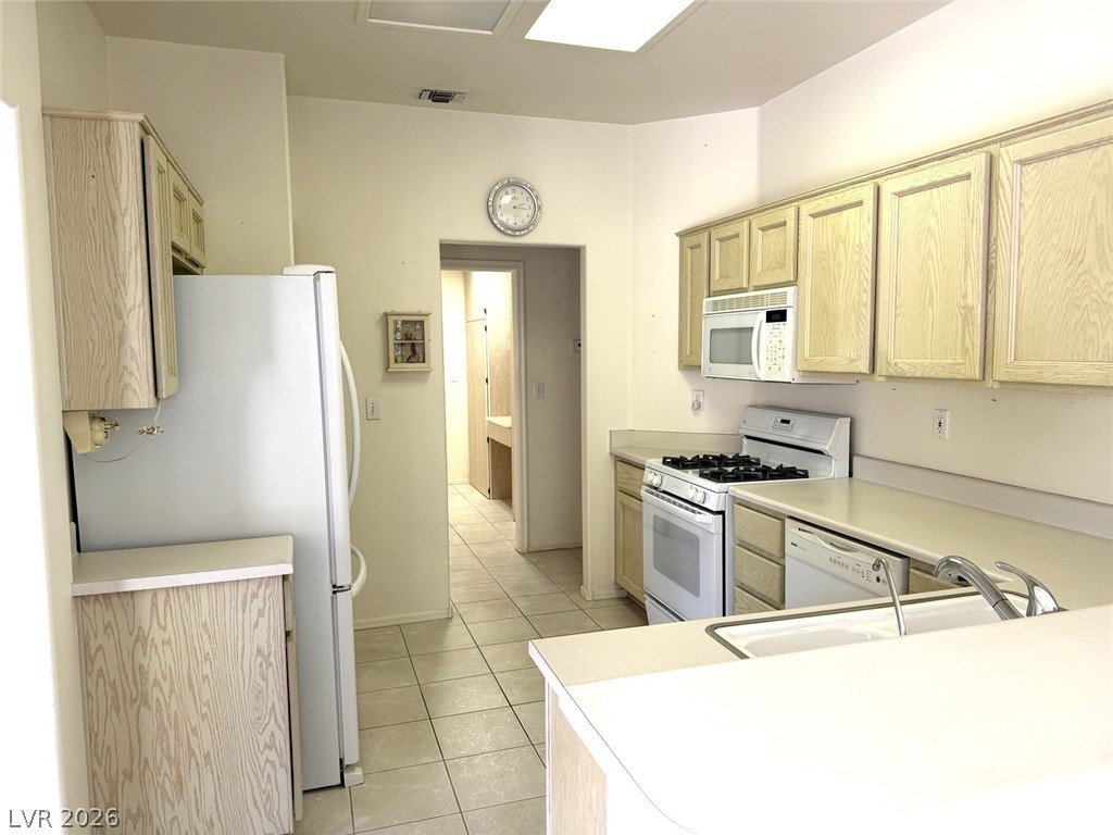 2617 Settlers Bay Lane Property Photo 2