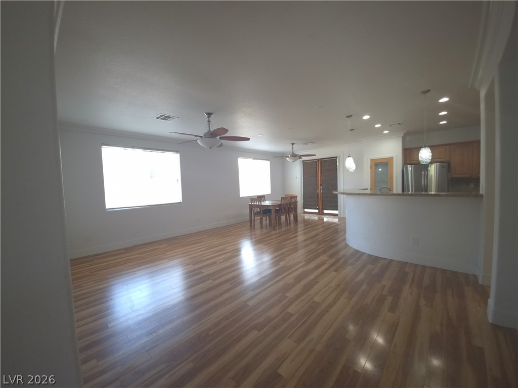 3937 East Chaffe Avenue Property Photo 4