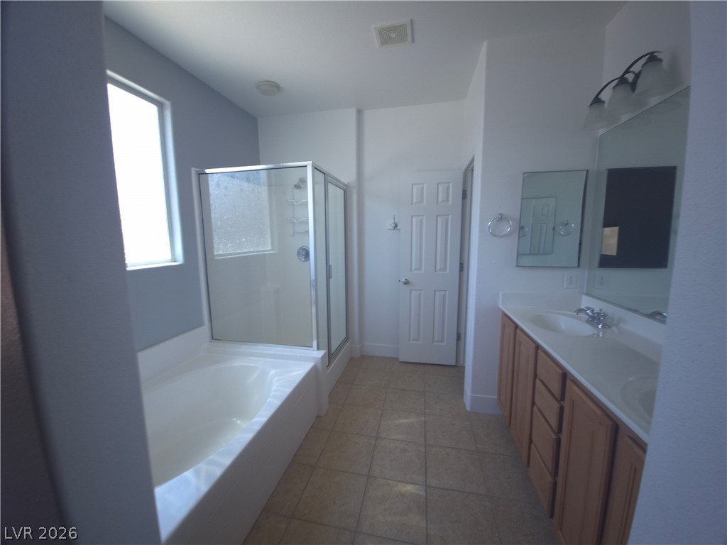 3937 East Chaffe Avenue Property Photo 17