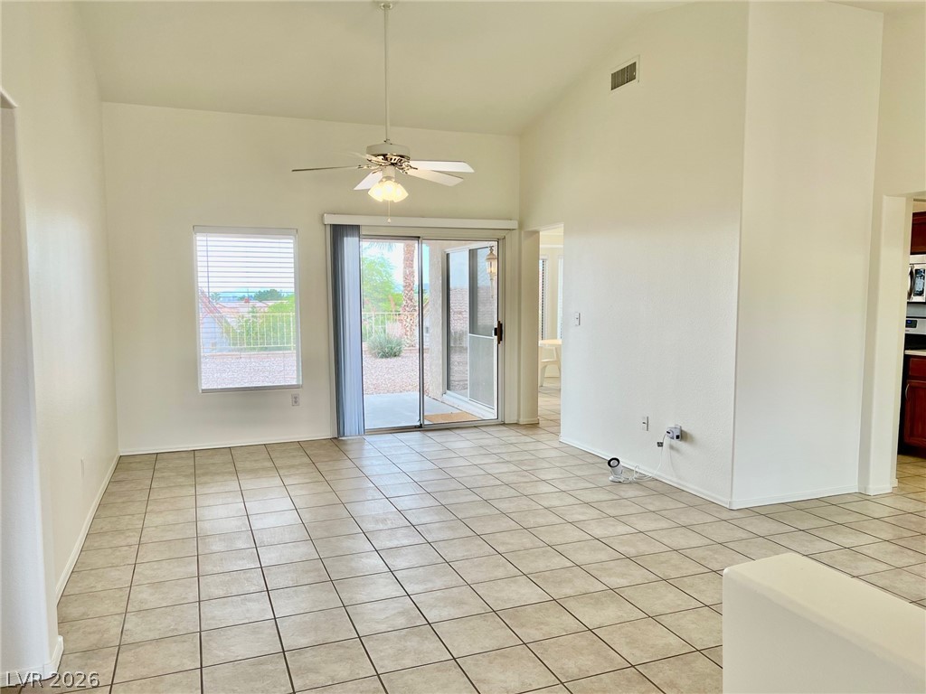 2720 Hope Forest Dr Property Photo 3