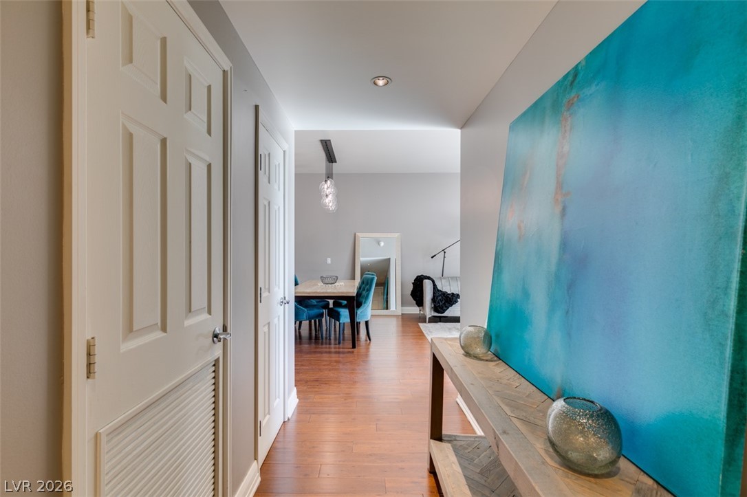 150 Las Vegas Boulevard 807 Property Photo 3