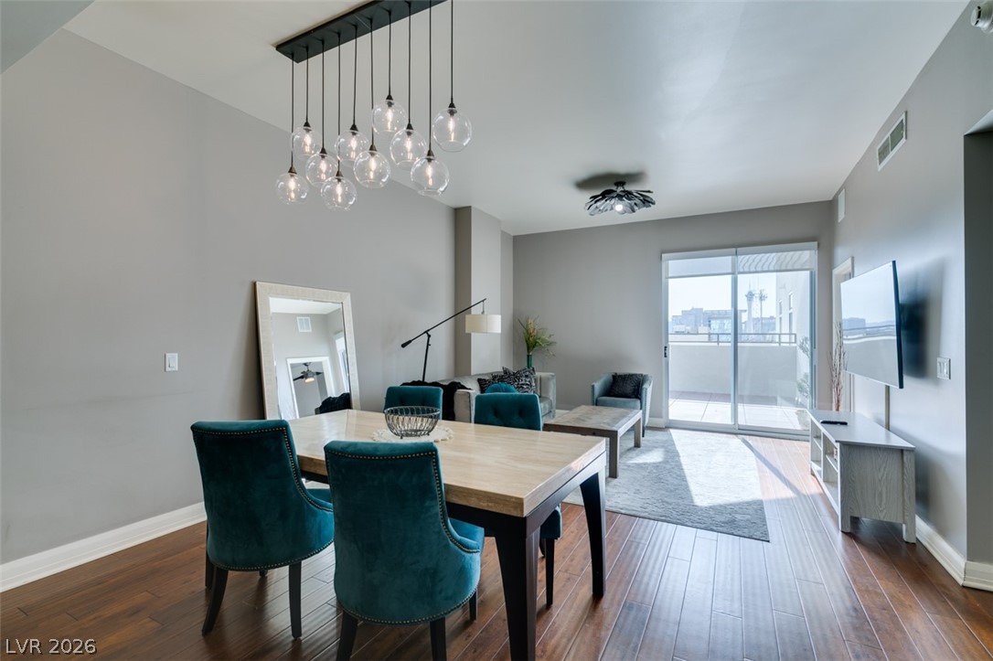 150 Las Vegas Boulevard 807 Property Photo 17