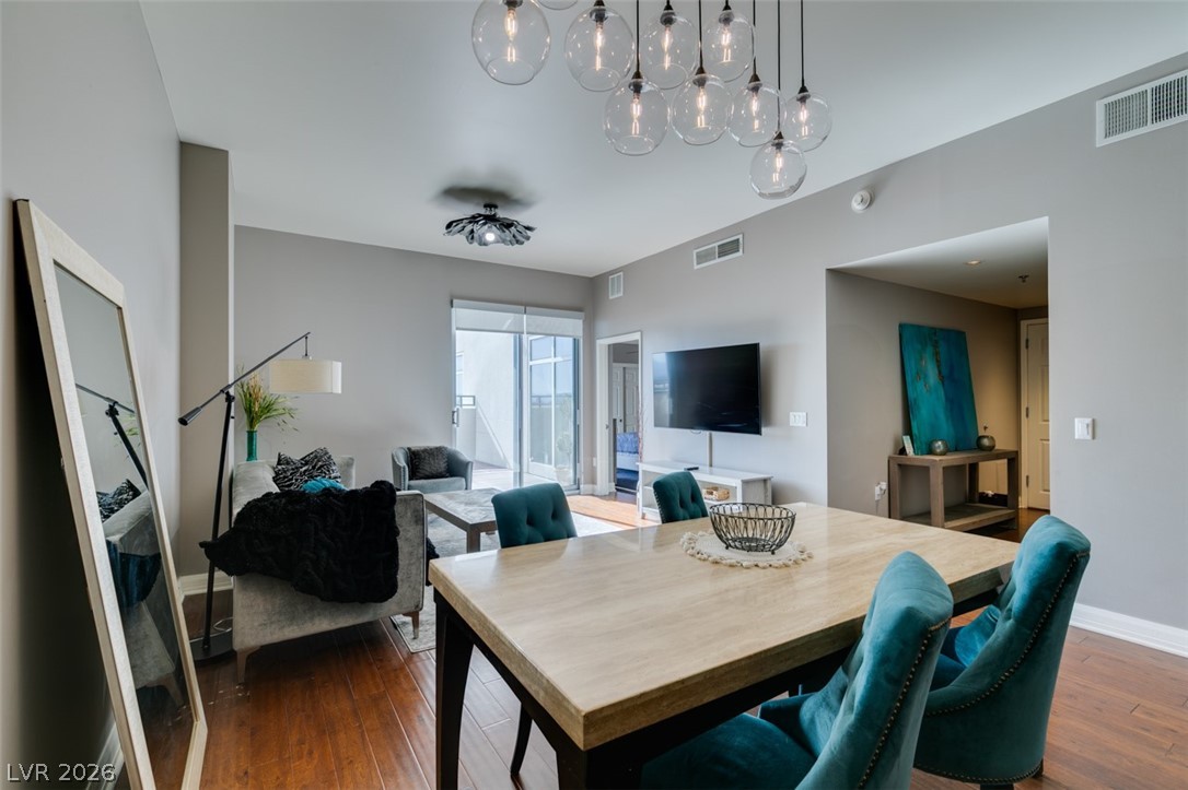 150 Las Vegas Boulevard 807 Property Photo 19