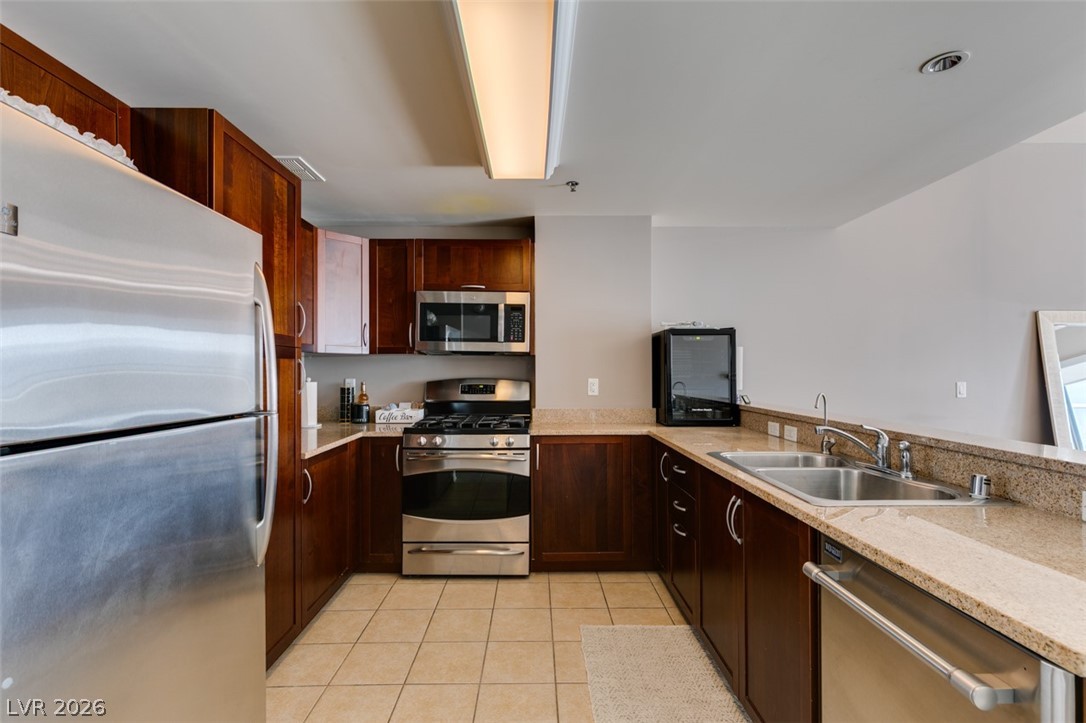 150 Las Vegas Boulevard 807 Property Photo 25