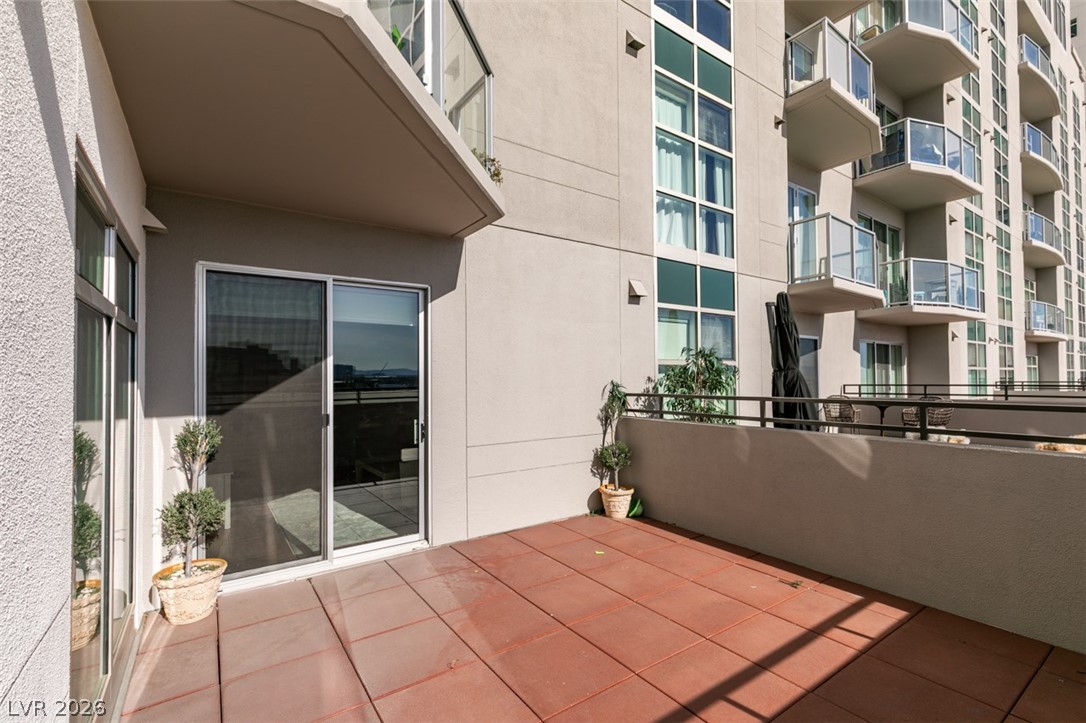 150 Las Vegas Boulevard 807 Property Photo 42