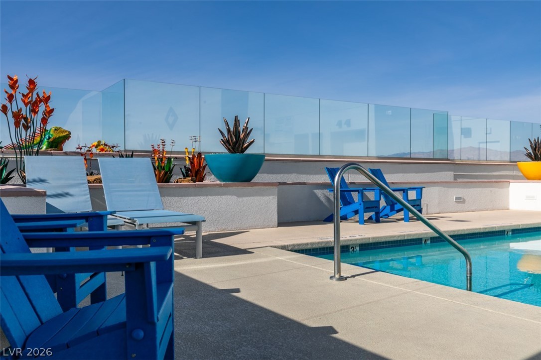 150 Las Vegas Boulevard 807 Property Photo 48