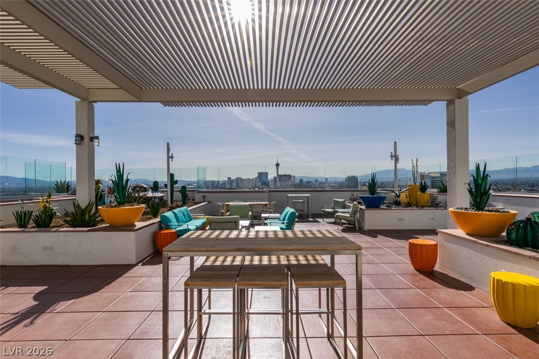 150 Las Vegas Boulevard 807 Property Photo 51