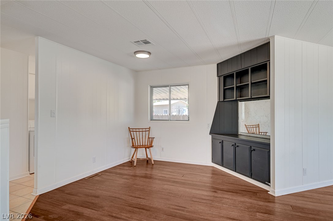 1010 La Mesa Way Property Photo 10