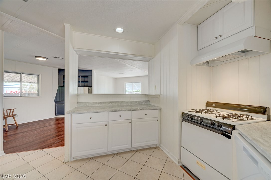 1010 La Mesa Way Property Photo 14