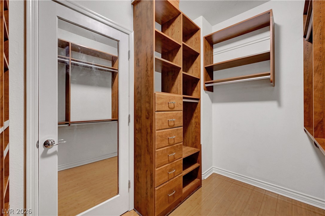 10240 Gladstone Peak Street Property Photo 29