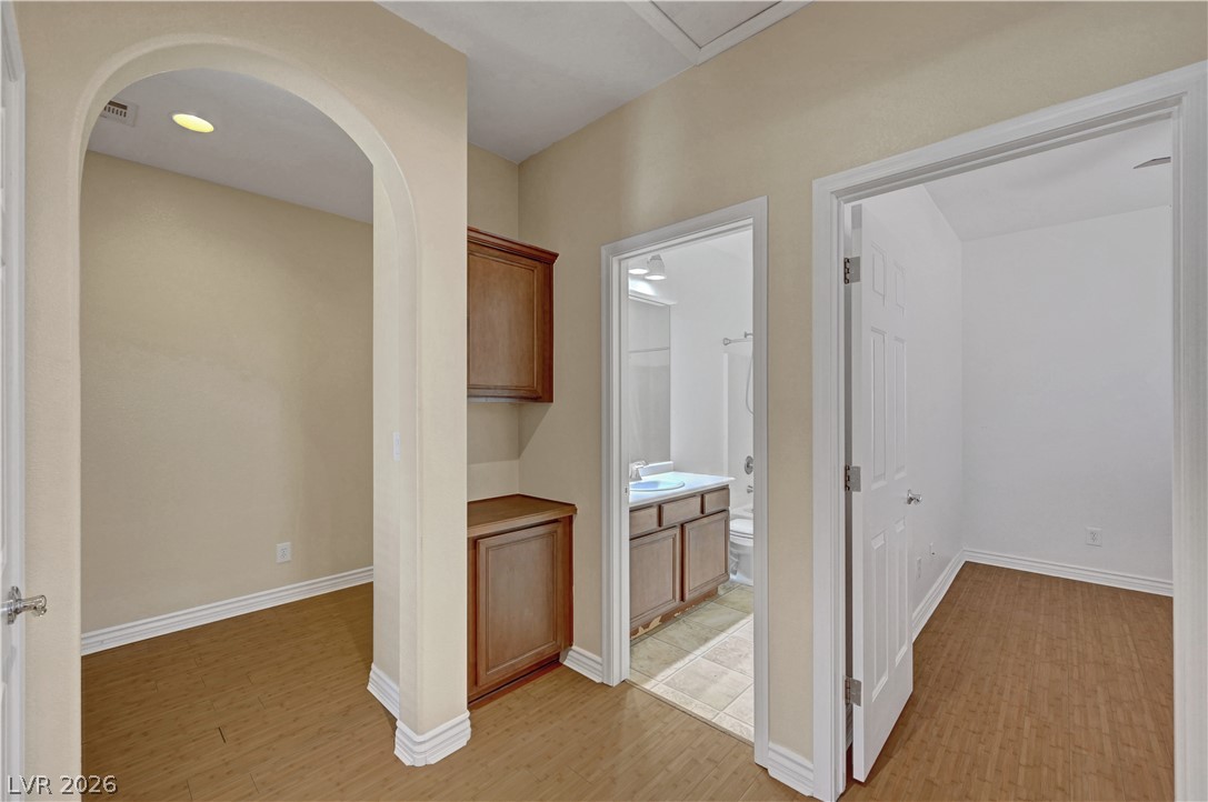 10240 Gladstone Peak Street Property Photo 33