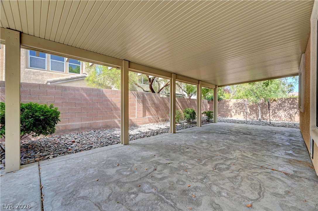 10240 Gladstone Peak Street Property Photo 44
