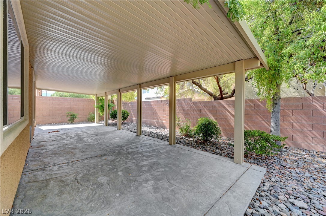 10240 Gladstone Peak Street Property Photo 45