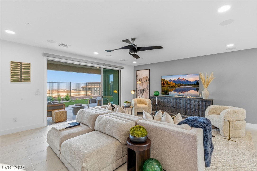 424 Crown Mesa Avenue Property Photo 13