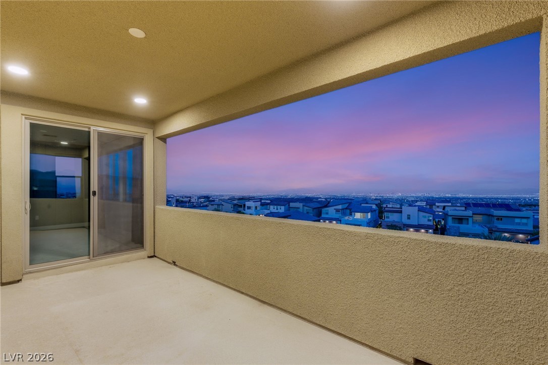 424 Crown Mesa Avenue Property Photo 39