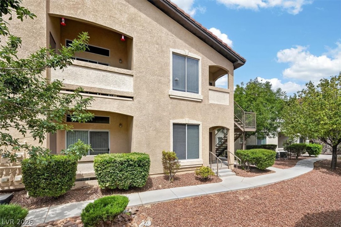 3320 Cactus Shadow Street 103 Property Photo 2
