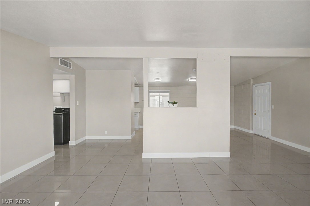 1704 James Street Property Photo 6
