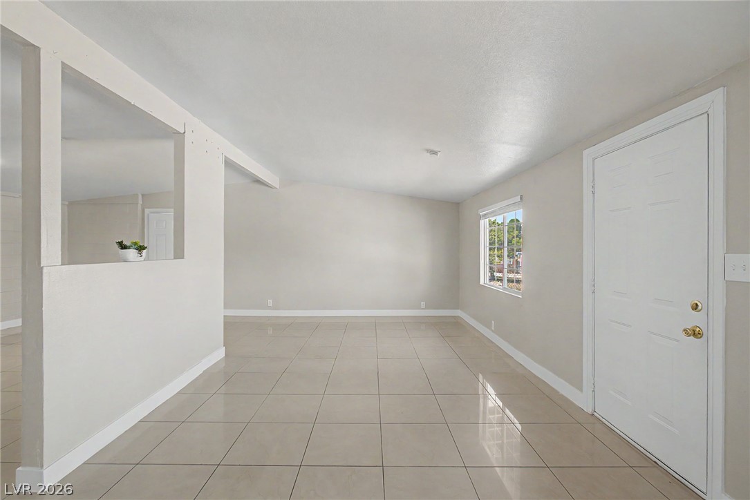 1704 James Street Property Photo 10